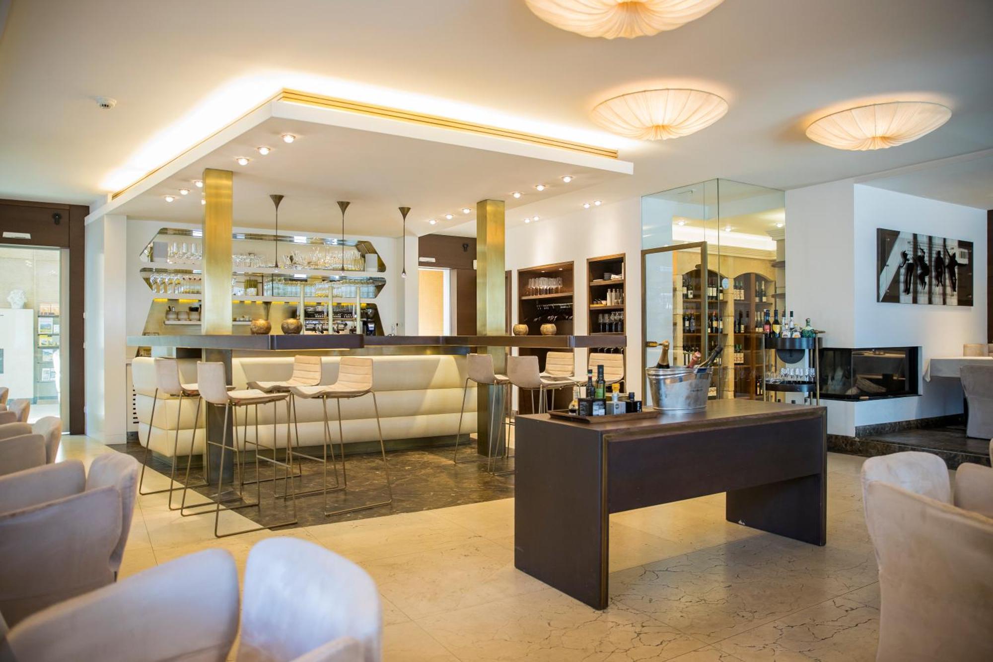 Iris Porsche Hotel & Restaurant Mondsee Exterior foto