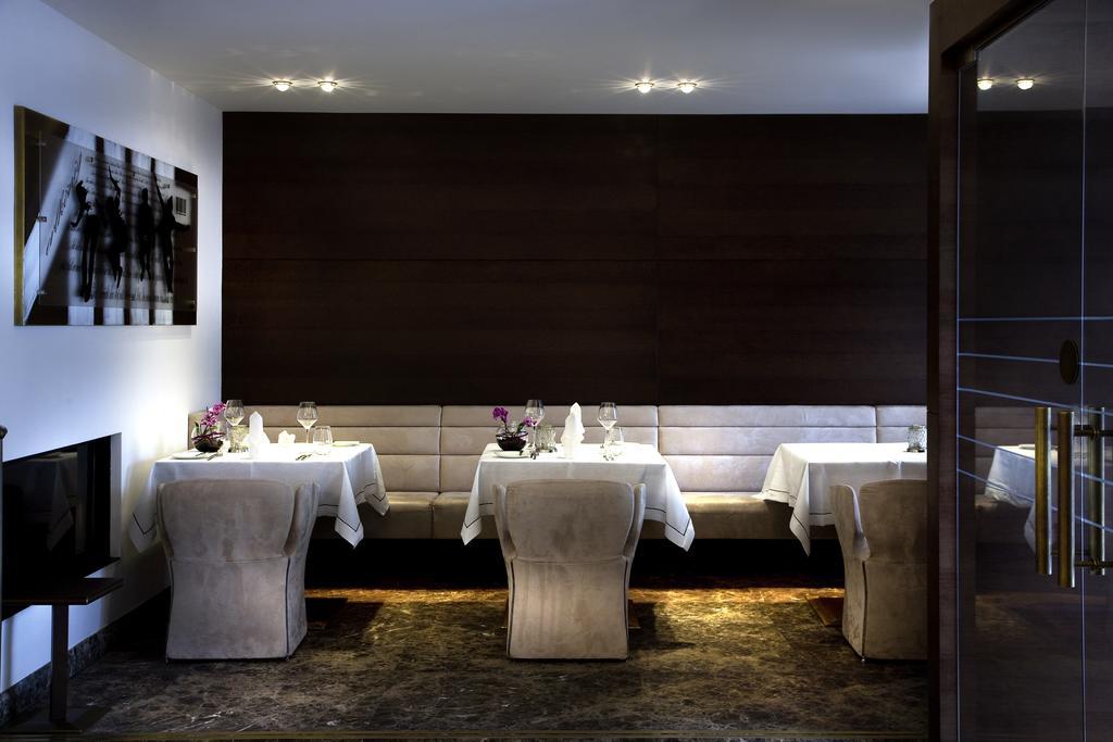 Iris Porsche Hotel & Restaurant Mondsee Exterior foto
